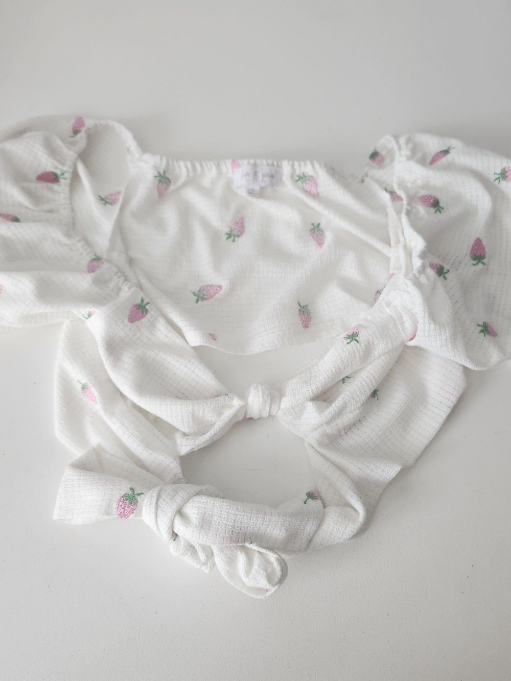 Women's White Strawberry Print Tie-Front Blouse